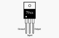 7924 Voltage Regulator - TO220 - 2