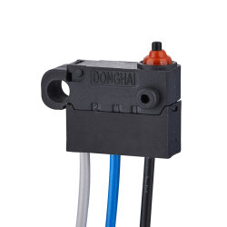 MT6-B8A00A13012-AB150 SPDT NO+NC 3-Pin Waterproof Wired Micro Switch - 1