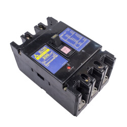 NF250-SS 3P 200A Circuit Breaker Fuse Switch 